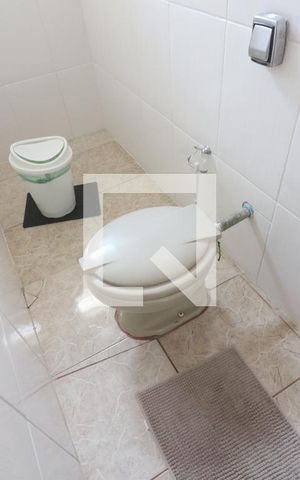 Casa à venda com 220m², 5 quartos e 3 vagasBanheiro Suíte 