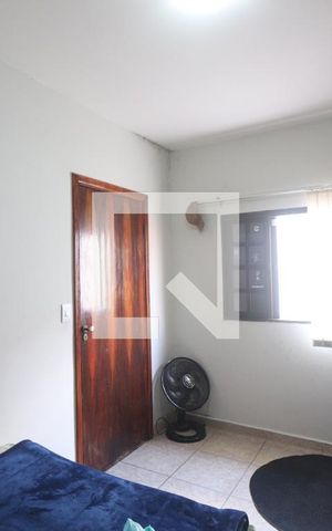 Casa à venda com 220m², 5 quartos e 3 vagasQuarto 2 