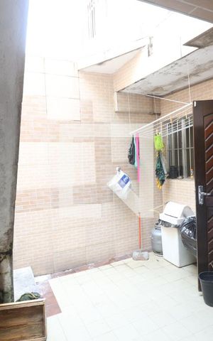 Casa à venda com 220m², 5 quartos e 3 vagasÁrea de Serviço
