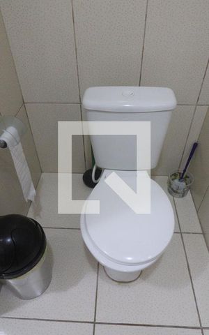 Casa à venda com 220m², 5 quartos e 3 vagasBanheiro 