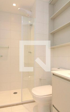 Apartamento para alugar com 34m², 2 quartos e sem vagaBanheiro