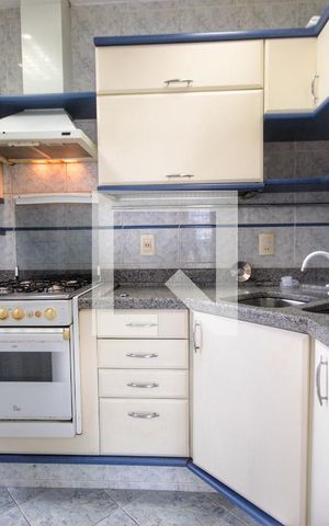 Apartamento à venda com 70m², 3 quartos e 2 vagasCozinha