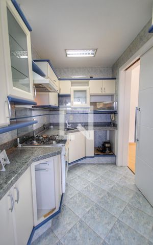 Apartamento à venda com 70m², 3 quartos e 2 vagasCozinha