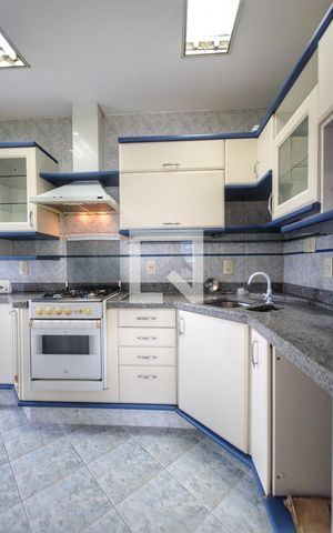 Apartamento à venda com 70m², 3 quartos e 2 vagasCozinha