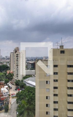 Apartamento à venda com 70m², 3 quartos e 2 vagasQuarto 1 - Vista