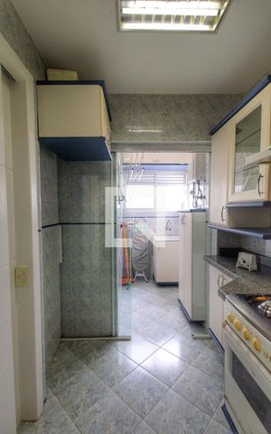 Apartamento à venda com 70m², 3 quartos e 2 vagasCozinha