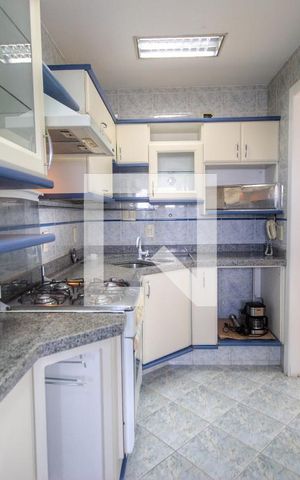 Apartamento à venda com 70m², 3 quartos e 2 vagasCozinha