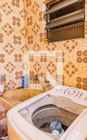 Casa à venda com 120m², 3 quartos e 2 vagas Casa à venda com 120m², 3 quartos e 2 vagasÁrea de Serviço
