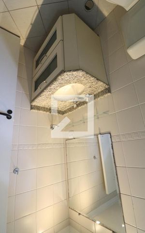 Apartamento à venda com 70m², 2 quartos e 1 vagaBanheiro Suíte 