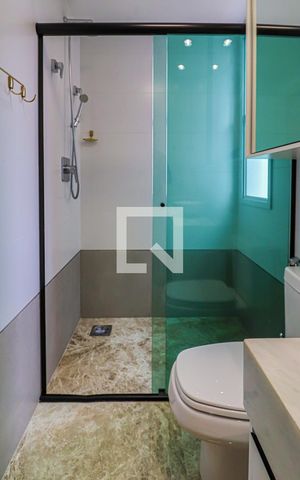 Apartamento à venda com 71m², 2 quartos e 2 vagasBanheiro da Suíte 1