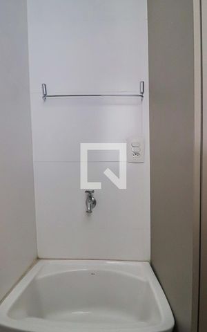 Apartamento à venda com 71m², 2 quartos e 2 vagasCozinha e Área de Serviço