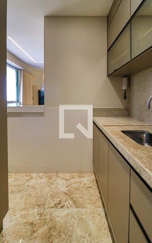 Apartamento à venda com 71m², 2 quartos e 2 vagasCozinha e Área de Serviço