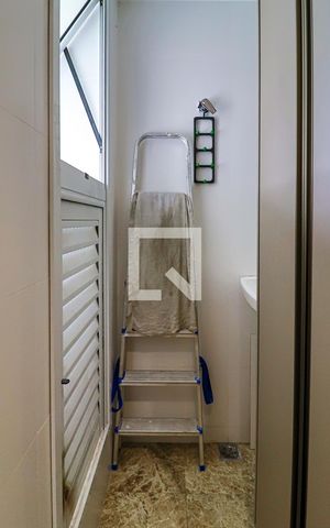 Apartamento à venda com 71m², 2 quartos e 2 vagasCozinha e Área de Serviço