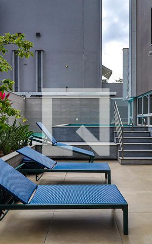 Apartamento à venda com 71m², 2 quartos e 2 vagasÁrea comum - Piscina