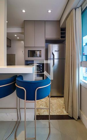 Apartamento à venda com 71m², 2 quartos e 2 vagasCozinha e Área de Serviço