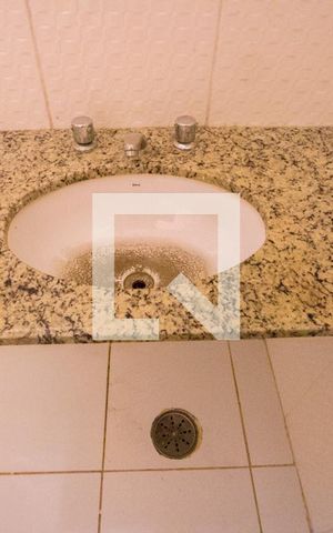 Apartamento à venda com 94m², 2 quartos e 1 vaga Apartamento à venda com 94m², 2 quartos e 1 vagaLavabo