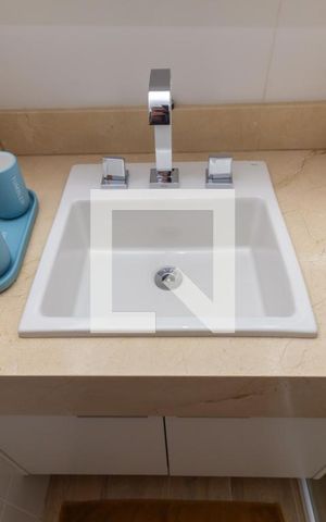 Apartamento à venda com 27m², 1 quarto e sem vaga Apartamento à venda com 27m², 1 quarto e sem vagaBanheiro