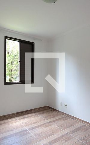 Apartamento para alugar com 65m², 2 quartos e 1 vagaSuíte