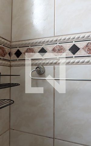 Apartamento para alugar com 65m², 2 quartos e 1 vagaBanheiro - detalhes