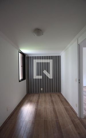 Apartamento para alugar com 65m², 2 quartos e 1 vagaQuarto 2 / Escritório