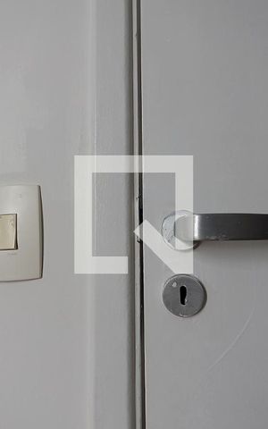 Apartamento para alugar com 65m², 2 quartos e 1 vagaQuarto 2 / Escritório - detalhes