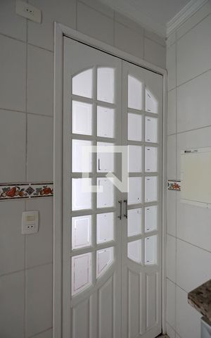 Apartamento para alugar com 65m², 2 quartos e 1 vagaCozinha - detalhes