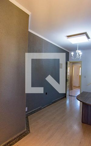 Casa à venda com 200m², 2 quartos e sem vaga Casa à venda com 200m², 2 quartos e sem vagaSala
