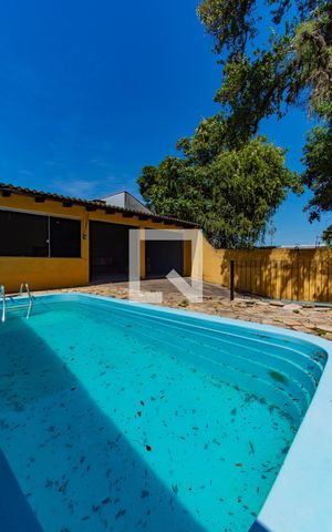 Casa à venda com 200m², 2 quartos e sem vaga Casa à venda com 200m², 2 quartos e sem vagaÁrea comum