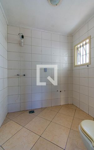 Casa à venda com 200m², 2 quartos e sem vaga Casa à venda com 200m², 2 quartos e sem vagaBanheiro