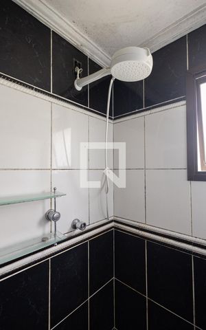 Apartamento à venda com 70m², 3 quartos e 1 vaga Apartamento à venda com 70m², 3 quartos e 1 vagaBanheiro Social