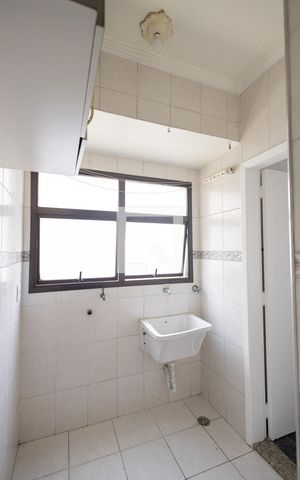Apartamento à venda com 70m², 3 quartos e 1 vaga Apartamento à venda com 70m², 3 quartos e 1 vagaÁrea de Serviço