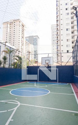 Apartamento à venda com 70m², 3 quartos e 1 vaga Apartamento à venda com 70m², 3 quartos e 1 vagaQuadra
