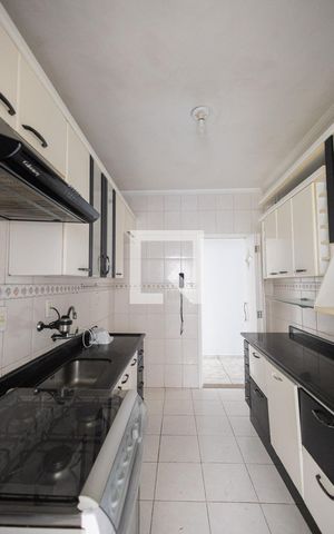 Apartamento à venda com 70m², 3 quartos e 1 vaga Apartamento à venda com 70m², 3 quartos e 1 vagaCozinha