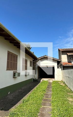 Casa à venda com 140m², 3 quartos e 2 vagasÁrea Externa
