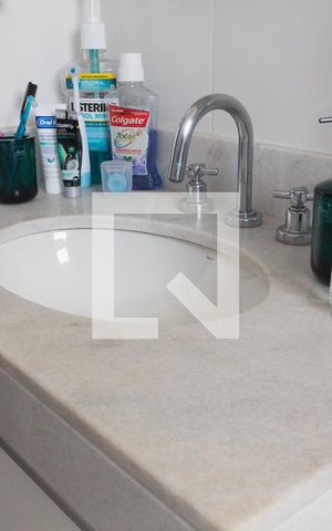 Apartamento para alugar com 94m², 2 quartos e 2 vagas Apartamento para alugar com 94m², 2 quartos e 2 vagasBanheiro da Suíte 1