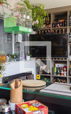 Apartamento para alugar com 94m², 2 quartos e 2 vagas Apartamento para alugar com 94m², 2 quartos e 2 vagasVaranda