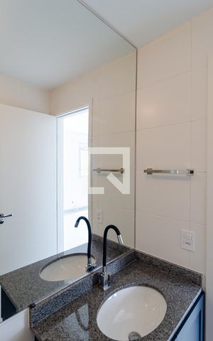 Apartamento para alugar com 35m², 1 quarto e 1 vaga Apartamento para alugar com 35m², 1 quarto e 1 vagaBanheiro Social