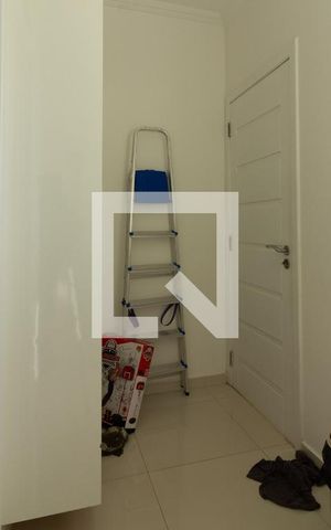Casa de condomínio para alugar com 620m², 5 quartos e 6 vagas Casa de condomínio para alugar com 620m², 5 quartos e 6 vagasÁrea de Serviço