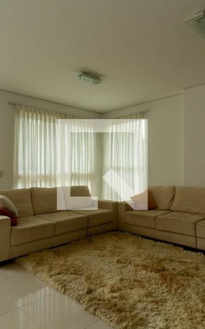 Casa de condomínio para alugar com 620m², 5 quartos e 6 vagas Casa de condomínio para alugar com 620m², 5 quartos e 6 vagasSala