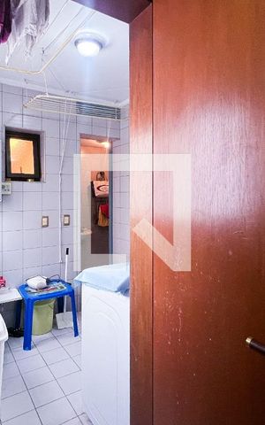 Apartamento para alugar com 188m², 3 quartos e 2 vagasQuarto de Serviço