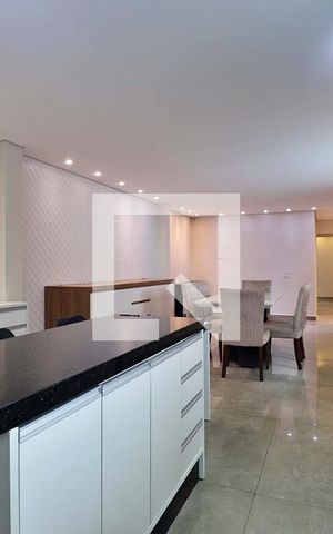 Casa à venda com 289m², 4 quartos e 4 vagasCozinha 1