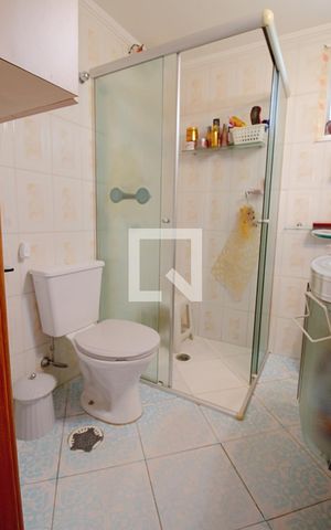 Apartamento à venda com 54m², 2 quartos e 2 vagas Apartamento à venda com 54m², 2 quartos e 2 vagasBanheiro