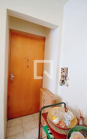 Apartamento à venda com 54m², 2 quartos e 2 vagas Apartamento à venda com 54m², 2 quartos e 2 vagasEntrada