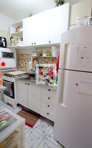 Apartamento à venda com 54m², 2 quartos e 2 vagas Apartamento à venda com 54m², 2 quartos e 2 vagasCozinha