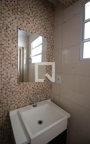Casa para alugar com 35m², 1 quarto e sem vagaBanheiro