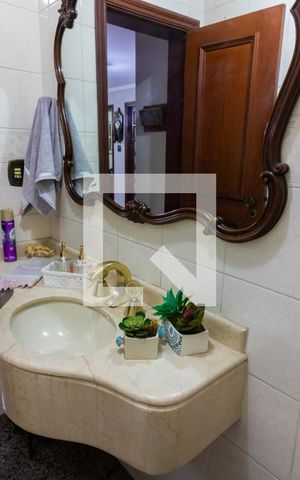 Casa à venda com 340m², 4 quartos e 4 vagasLavabo