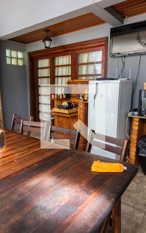 Casa à venda com 340m², 4 quartos e 4 vagasChurrasqueira