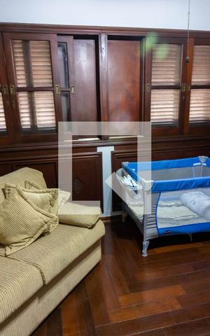 Casa à venda com 340m², 4 quartos e 4 vagasSuíte 1