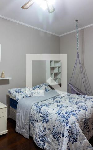 Casa à venda com 340m², 4 quartos e 4 vagasSuíte 2