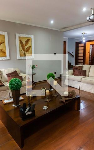 Casa à venda com 340m², 4 quartos e 4 vagasSala 1